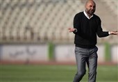 استقلال مخالف تعویق بازی با ذوب آهن
