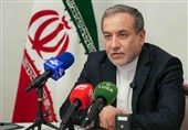 عراقچی از احتمال تغییر سیاست‌های هسته ای ایران در صورت بازگشت تحریم‌ها خبر داد