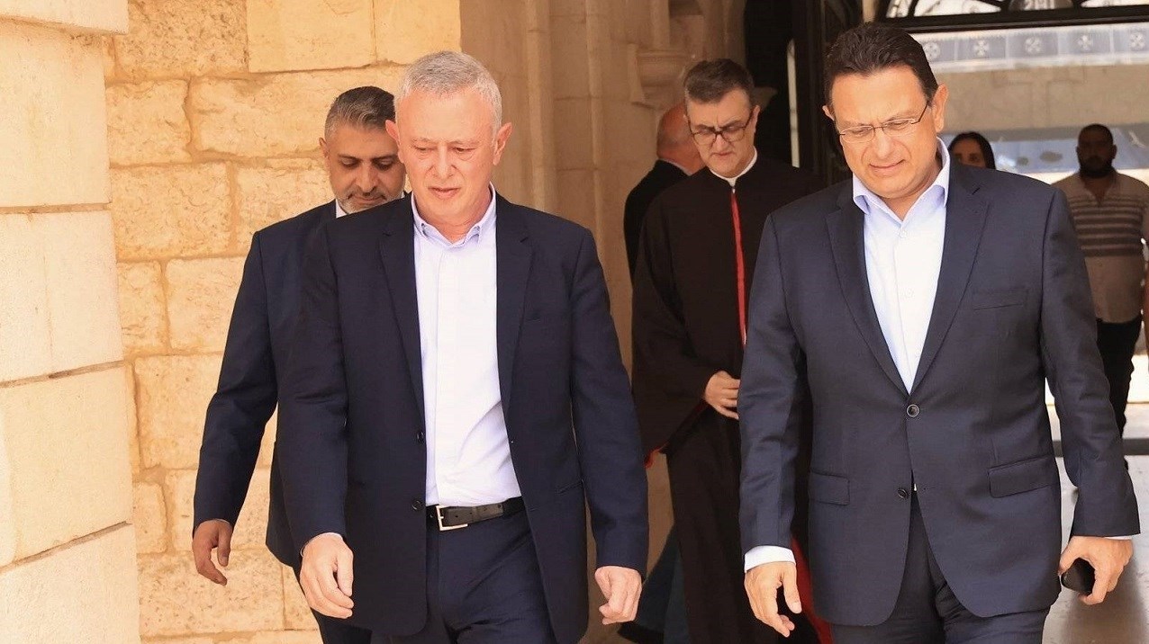 لبنان ,