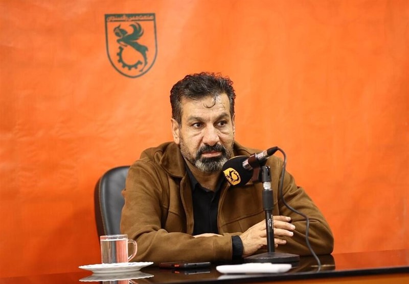 مومنی