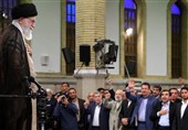 نمایندگان به دیدار رهبری میروند؛ مجلس فردا جلسه علنی ندارد