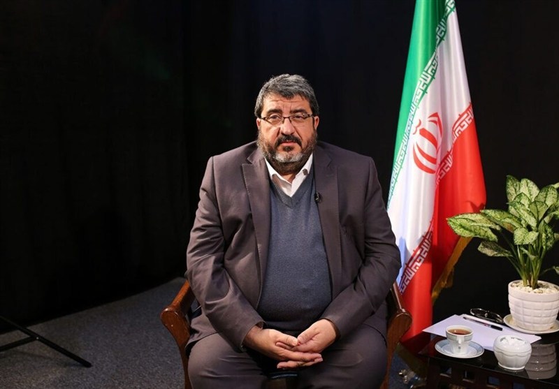 فواد ایزدی: کار آمریکا و اسرائیل با ایران تمام نشده است