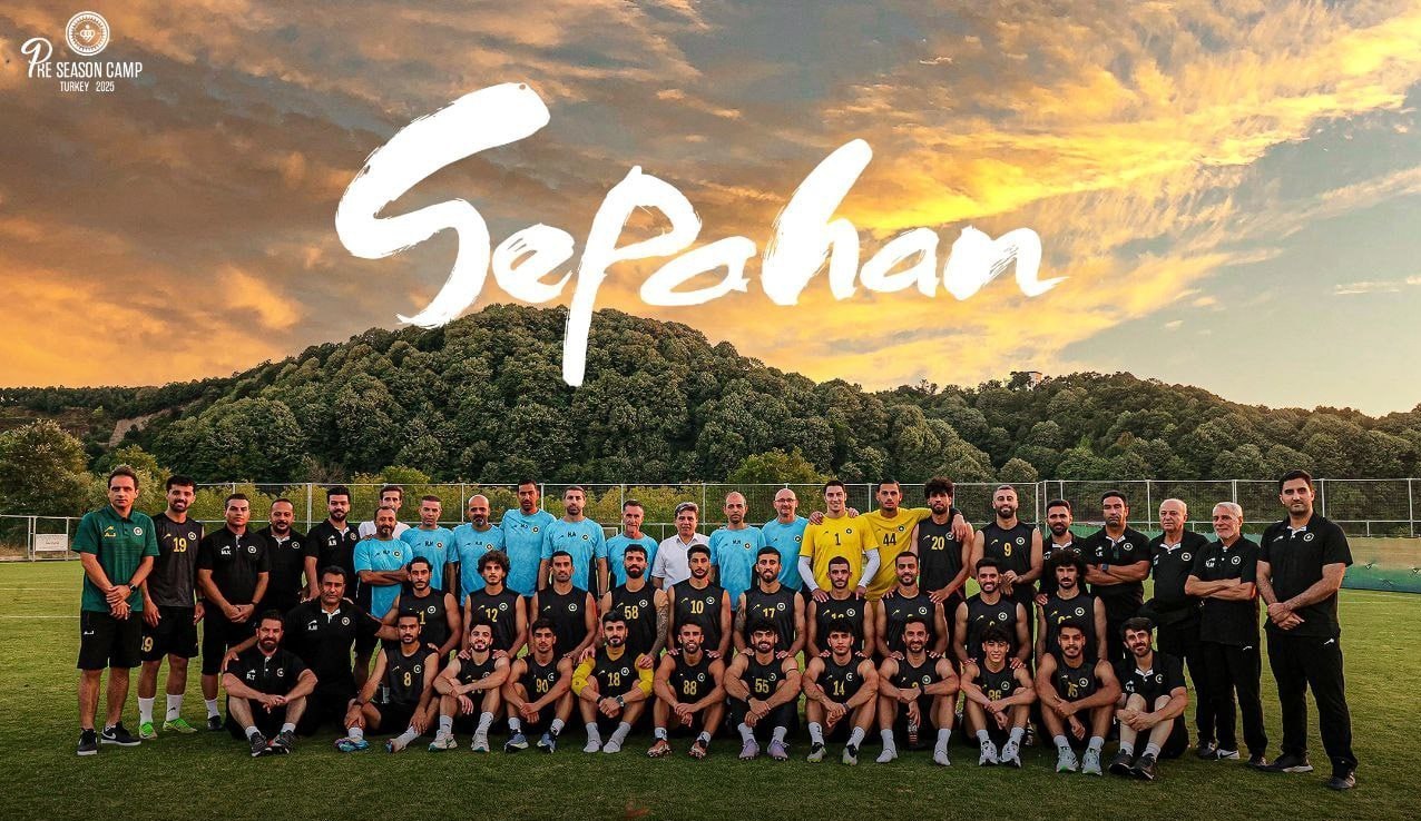 تیم فوتبال سپاهان اصفهان , تیم فوتبال استقلال , 