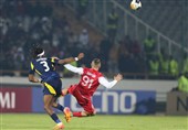 سردار،مهاجم ترکیه‌ای پرسپولیس  ماندنی شد