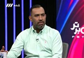 اکبرپور: استقلال شلختگی تاکتیکی دارد