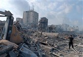 دو میلیون تن آوار در منطقه دیرالبلح؛ اسرائیل کارشکنی میکند