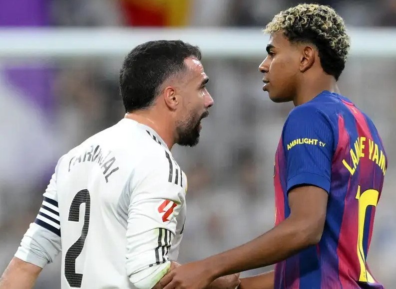 زنگ خطر برای فلیک؛ سیستم آفساید بارسلونا دیگر جواب نمیدهد