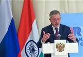 سفیر روسیه: هند همچنان به خرید مقادیر عظیمی از مواد اولیه روسیه ادامه می‌دهد