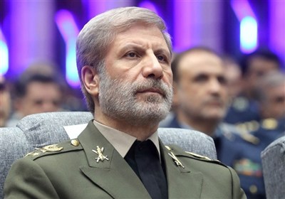 فرمانده کل ارتش: نمی گذاریم دشمن ایران بزرگ را ببلعد